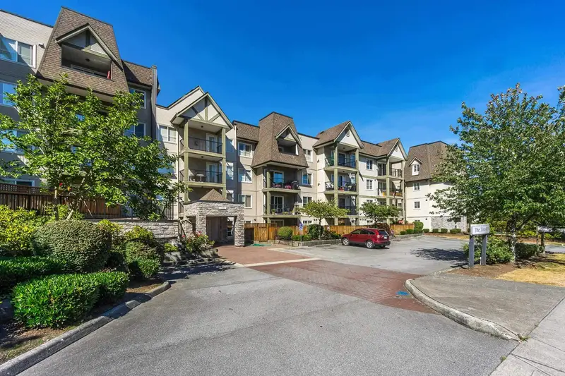 306 12083 92A AVENUE - photo 2 of 23