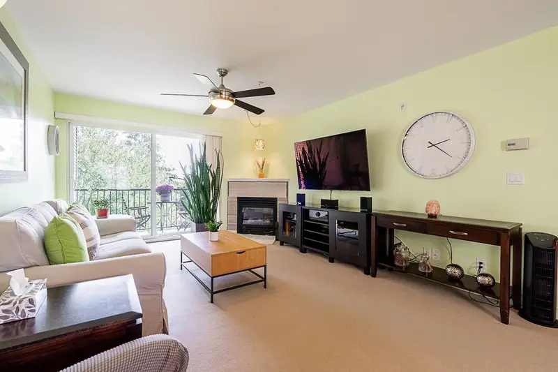 306 12083 92A AVENUE - photo 3 of 23