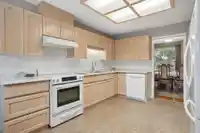 3 8567 164 STREET - thumbnail 12