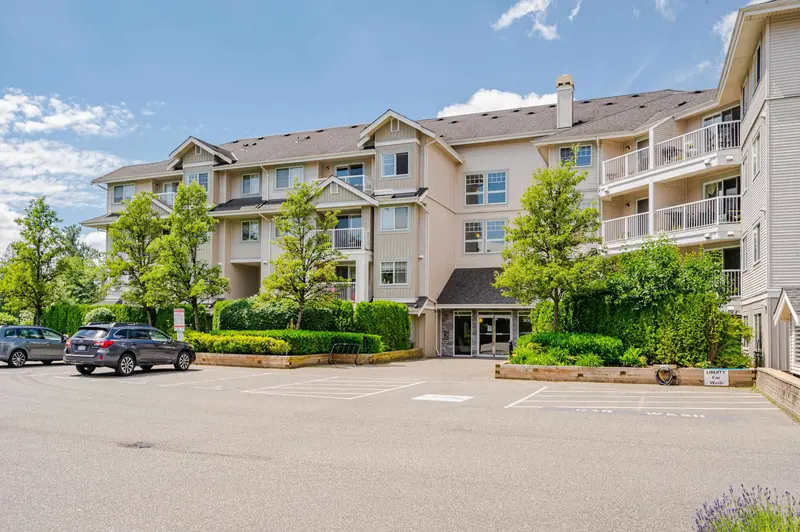 309 19366 65 AVENUE - photo 1 of 25