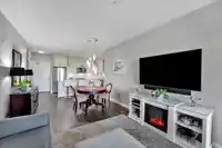210 16380 64 AVENUE - thumbnail 8