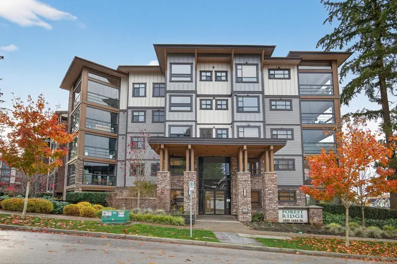 508 3585 146A STREET - photo 1 of 25