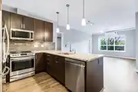 101 6490 194 STREET - thumbnail 2