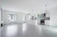 7 14499 64 AVENUE AVENUE - thumbnail 4