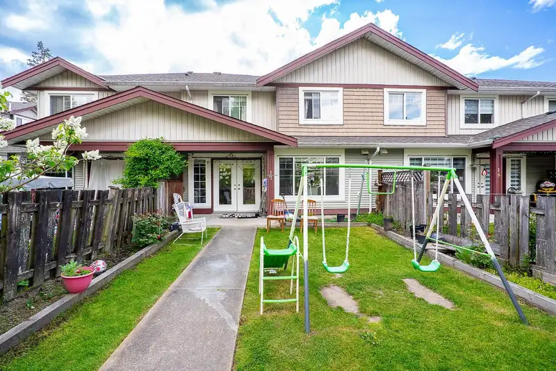 17 8255 120A STREET - photo 3 of 15