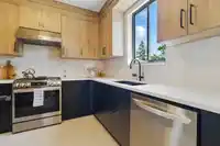 6076 172 STREET - thumbnail 10
