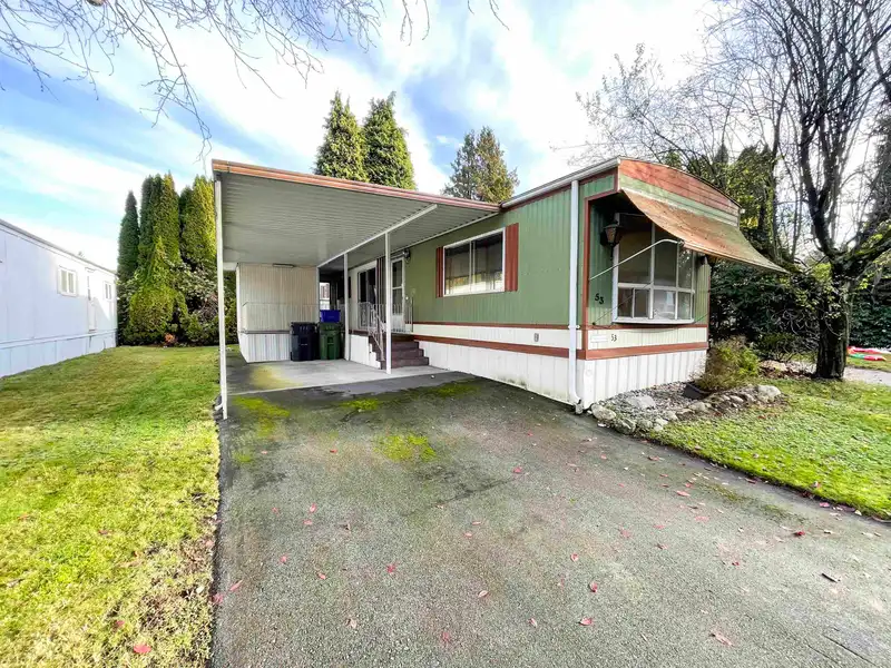 53 7790 KING GEORGE BOULEVARD - photo 2 of 15