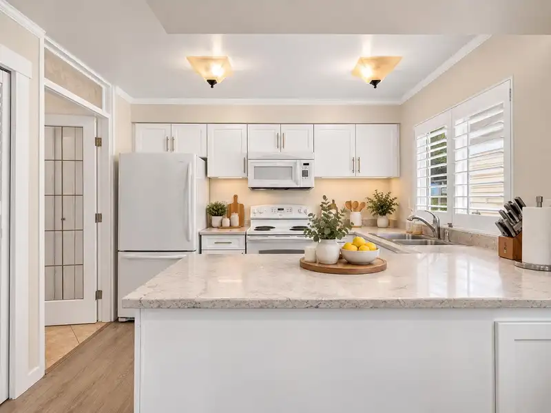 8 14834 100 AVENUE - photo 4 of 23