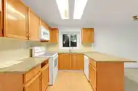 101 13858 102 AVENUE - thumbnail 5