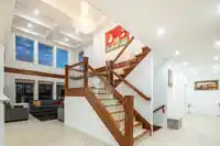16546 78 AVENUE - thumbnail 4