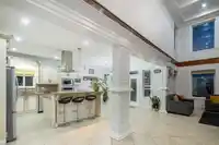 16546 78 AVENUE - thumbnail 5