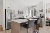 410 16388 64 AVENUE - thumbnail 7