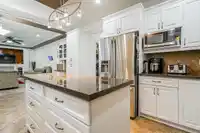 7049 150 STREET - thumbnail 18