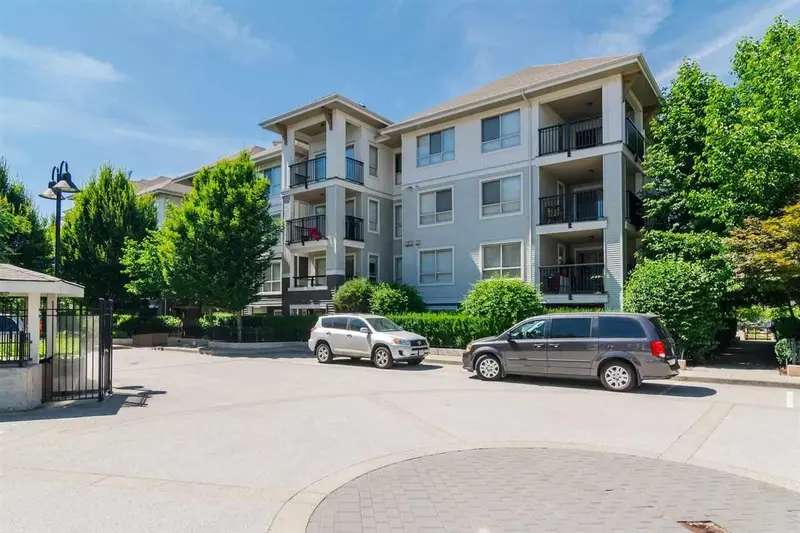 D303 8929 202 STREET - photo 2 of 16