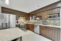 9068 146A STREET - thumbnail 14