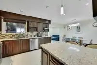 9068 146A STREET - thumbnail 15