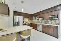 9068 146A STREET - thumbnail 16