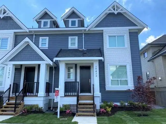 19432 72A AVENUE - photo 1 of 18