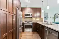313 6490 194 STREET - thumbnail 5
