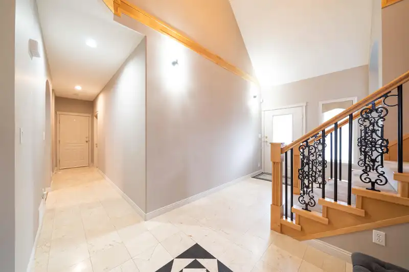 14318 HAWKSTREAM DRIVE - photo 4 of 32
