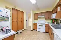 9964 123A STREET - thumbnail 10