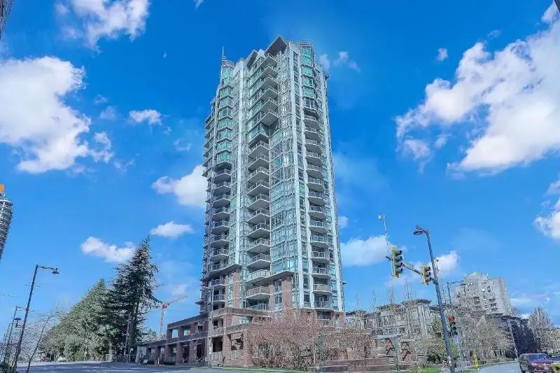 1704 13399 104 AVENUE - photo 2 of 28