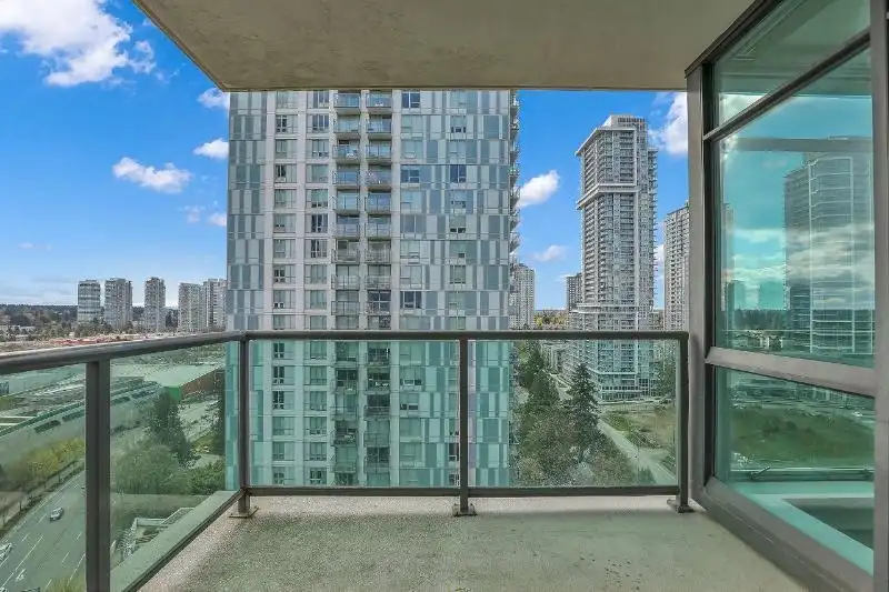 1704 13399 104 AVENUE - photo 4 of 28