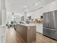 6 9688 162A STREET - thumbnail 11
