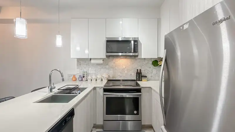 107 6438 195A STREET - photo 1 of 21