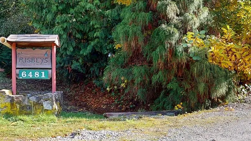 6481 REEVES ROAD - photo 2 of 25