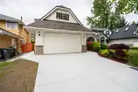 10943 160A STREET - thumbnail 3