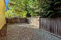 7596 143 STREET - thumbnail 4