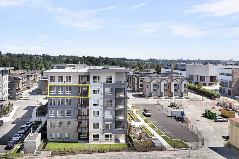 511 30494 CARDINAL AVENUE - photo 2 of 25