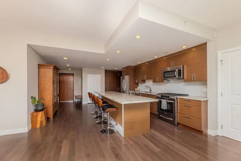 203 5665 TEREDO STREET - photo 4 of 20