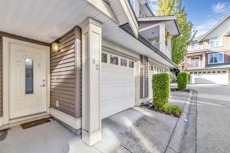 92 6575 192 STREET - photo 3 of 23