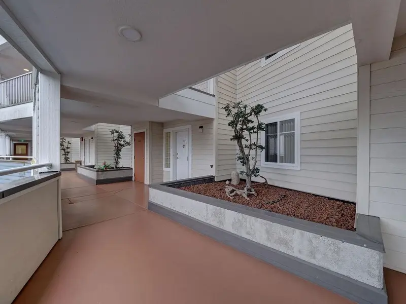 103 5470 INLET AVENUE - photo 2 of 23