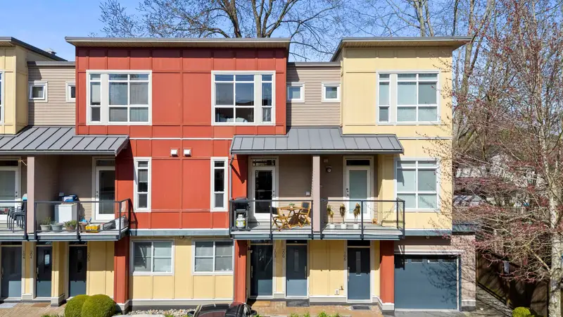 206 4808 LINDEN DRIVE - photo 2 of 25