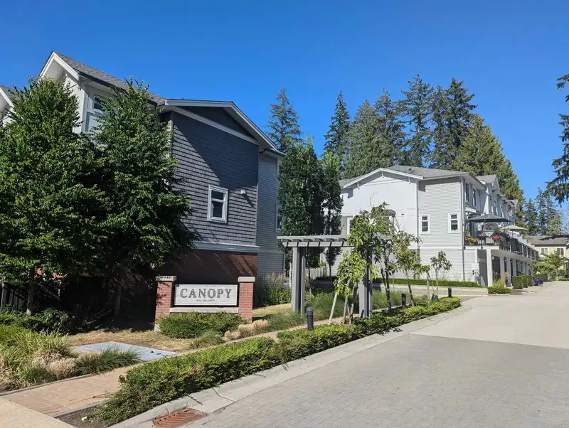 58 9718 161A STREET - photo 4 of 26