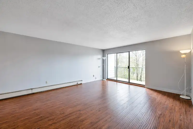 206 7473 140 STREET - photo 4 of 39