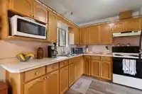 6180 181A STREET - thumbnail 9
