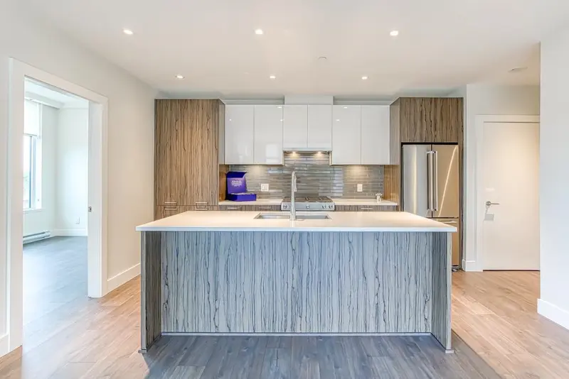 107 258 NELSON'S COURT - photo 2 of 20