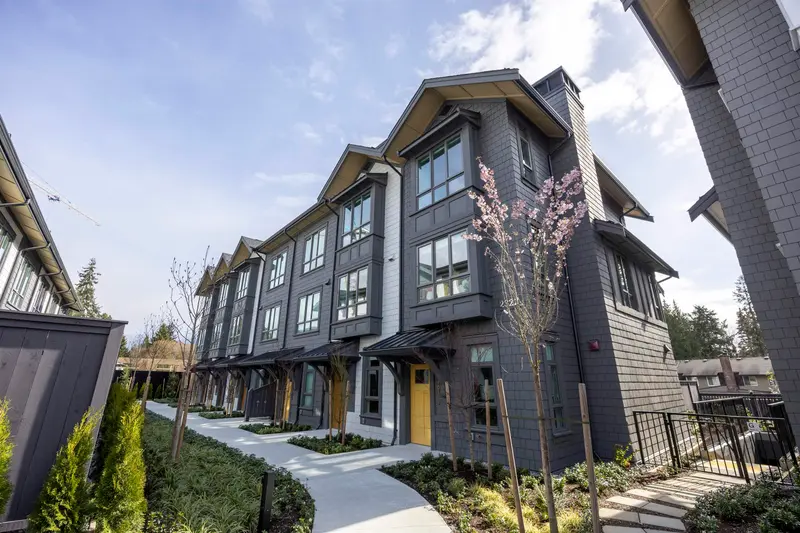 102 2322 EMERY COURT - photo 1 of 25