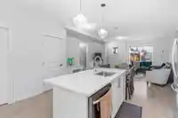 147 6030 142 STREET - thumbnail 7