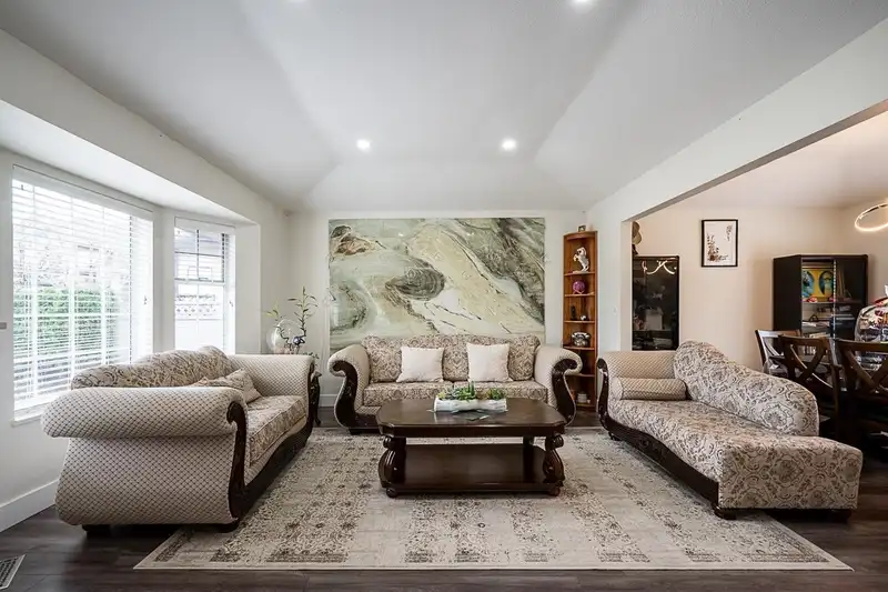 6655 123A STREET - photo 3 of 34