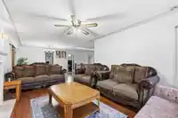 7076 122A STREET - thumbnail 4