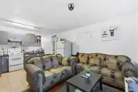 7076 122A STREET - thumbnail 31
