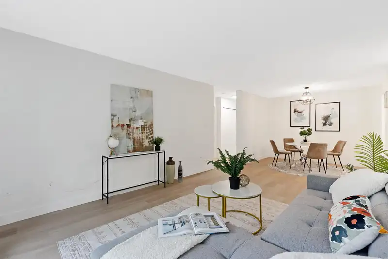 308 10662 151A STREET - photo 3 of 33
