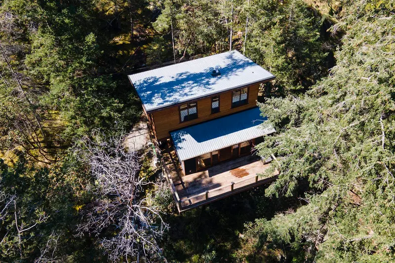 5063 SHERMAN LANE - photo 3 of 25