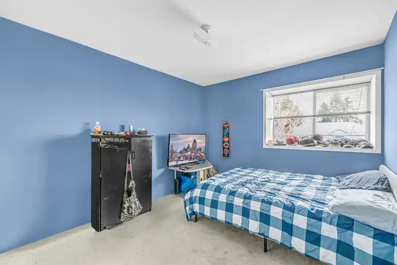 11844 98 AVENUE - photo 4 of 20