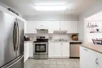 101 15885 84 AVENUE - thumbnail 10